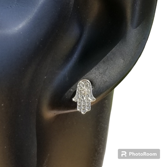 SONOMA NWT SILVERTONED & CRYSTAL HAMSA EARRINGS - Picture 4 of 5